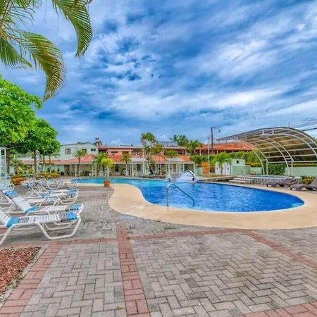 Tropical Condo!Two Story Three Lovely Bedrooms ! Jaco Exterior photo